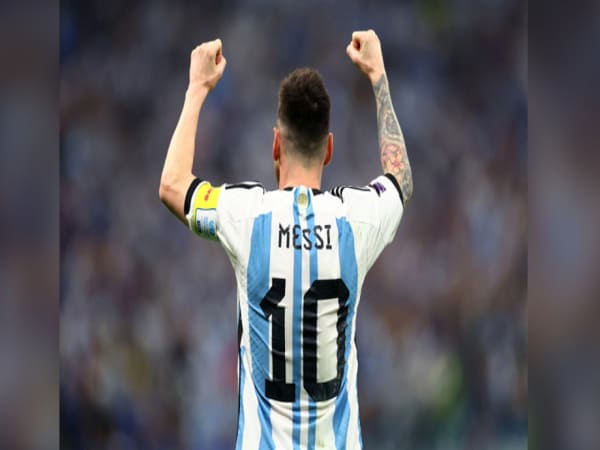 Lionel Messi: Huyền thoại bóng đá và hành trình chinh phục đỉnh cao